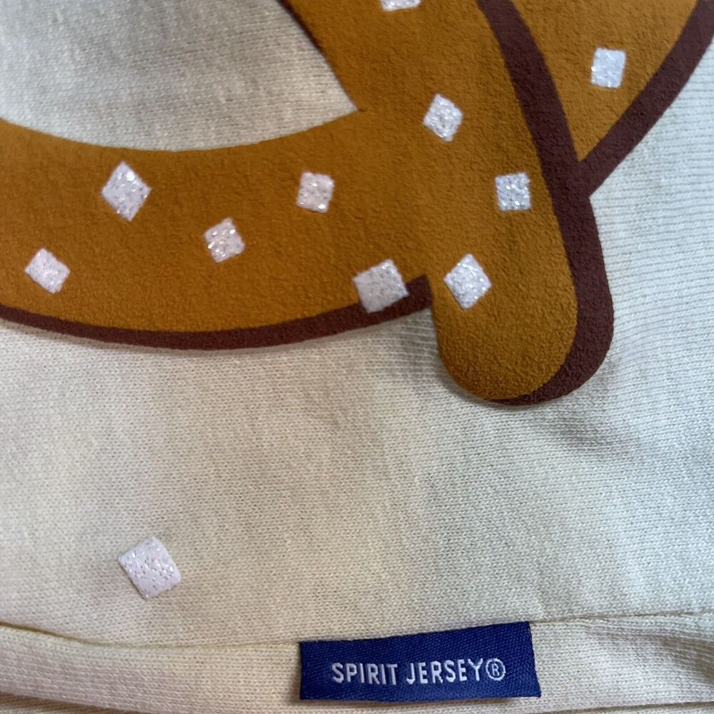 Disney Parks 2022 Scented Mickey Mouse Pretzel Adult Spirit Jersey World sz M - Picture 8 of 14